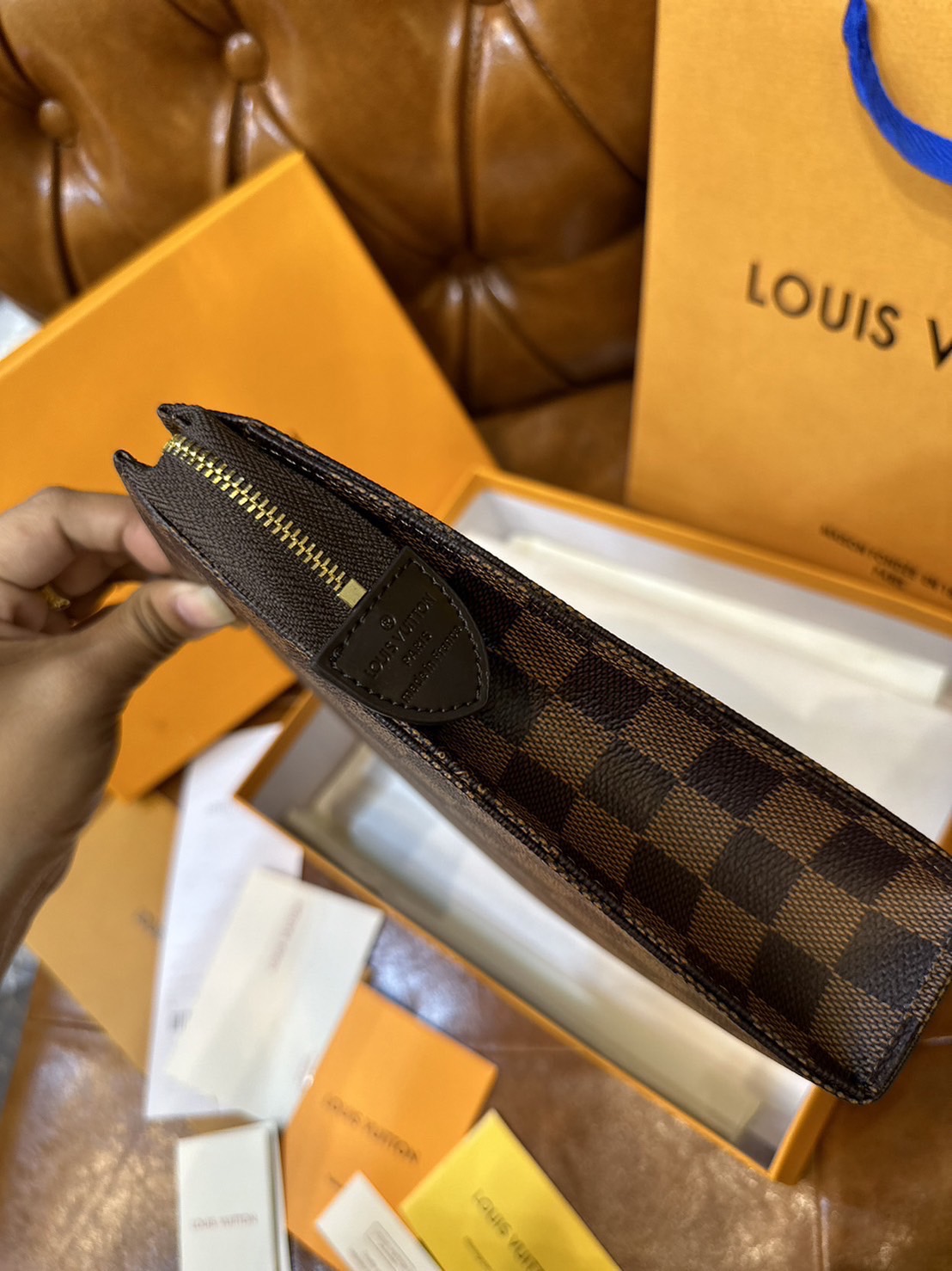 LV Pochette Voyage MM / LV Clutch กระเป๋าถือทรงคลัช ทรงพอช เกรดออริ สลับแท้ 1:1 ใช้ต่างประเทศได้ ใช้ได้ทั้งชายหญิง