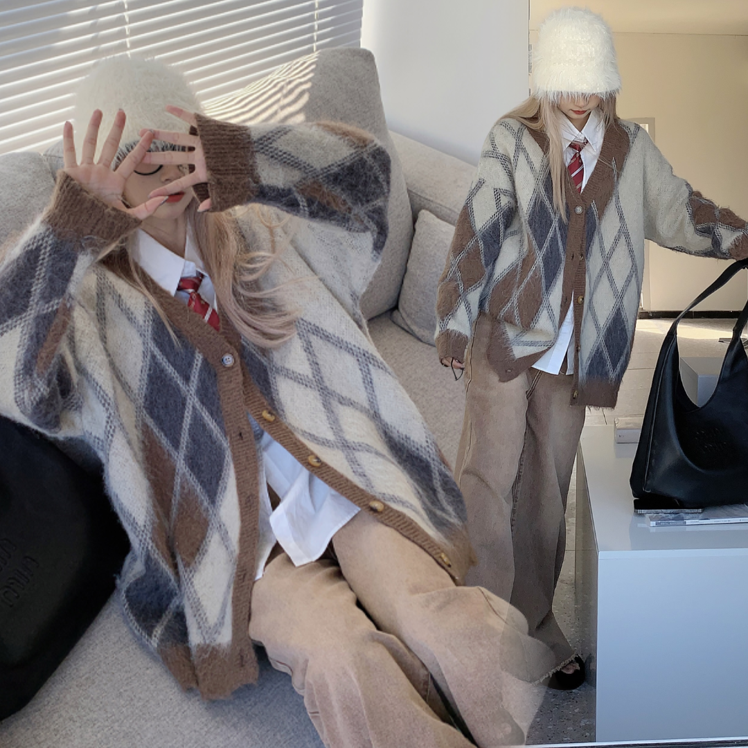 พร้อมส่ง 🍪🧦🧺 Autumn brown Cardigan คาร์ดิแกนไหมพรมแต่งขนสีน้ำตาล (IN38225)