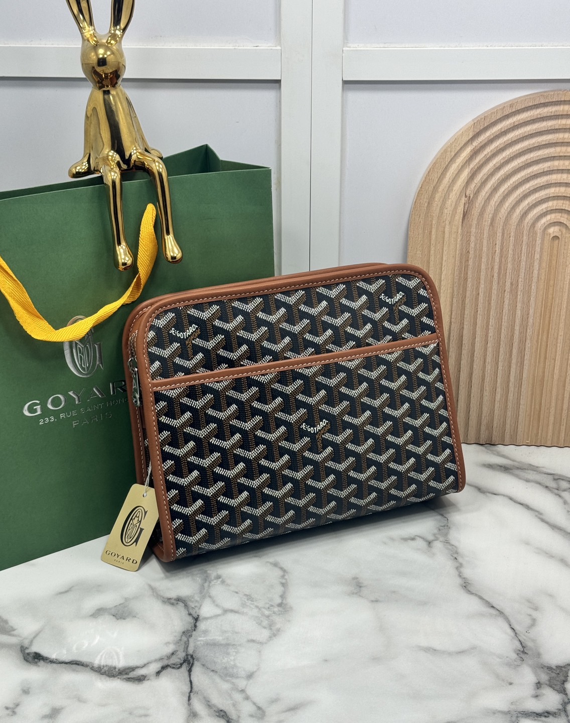 ORI หนังแท้ | Goyard Jouvence MM Toiletry Bag / Goyard Clutch bag กระเป๋าทรงคลัชกะทัดรัด เหมาะสำหรับการเก็บของในแนวตั้งและป้องกันการหกหรือรั่วไหล แคนวาสทำความสะอาดง่าย