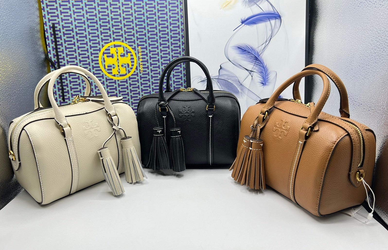 Tory Burch Thea Mini Web Satchel Crossbody Bag / Tory keepall พร้อมส่ง กระเป๋าสะพายทรงหมอนขนาดกลางกำลังน่ารัก เกรดท็อปออริจินอล