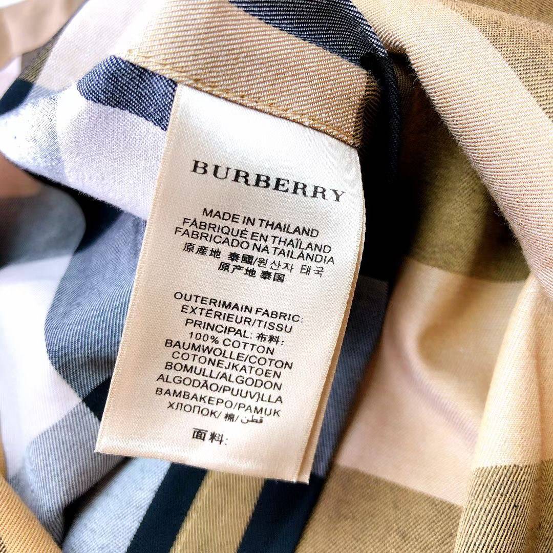 BURBERRY SHIRT / BURBERRY SHORT SLEEVE VINTAGE CHECK SHIRT เสื้อเชิ้ตแขนสั้นแบรนด์เบอเบอรี่ ลายสก็อตสุด classic เรียบหรู ดูดี ภูมิฐานมากๆค่ะ สินค้านำเข้าคุณภาพเทียบแท้ งานสวยเทพ เนื้อผ้าอย่างดี เป๊ะมาก รับประกันความพอใจเลยนะคะ ใส่เป็นเชิ้ตติดกระดุมเนี๊ยบๆ