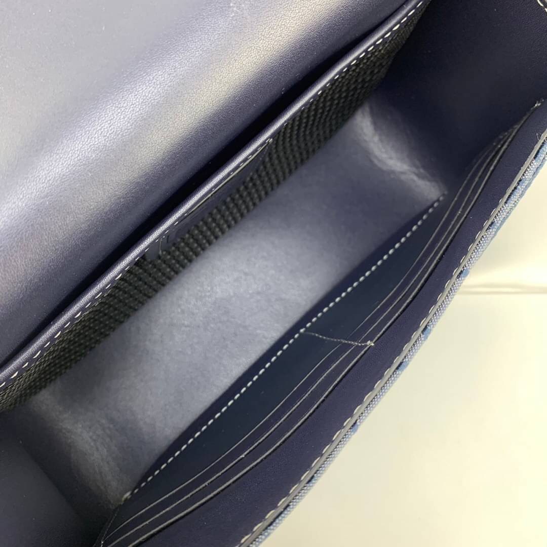 OUTLET 】COACH Bape X Coach Turnlock Tab Belt Bag In Signature Chambray พร้อมส่งที่ไทย