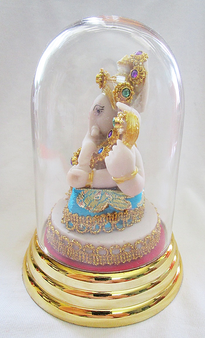 สินค้าหมดค่ะ องค์พระพิฆเนศปางสัมปทายะ(ประทานความสำเร็จ)แบบตั้งโต๊ะครอบแก้ว องค์ที่2ค่ะ