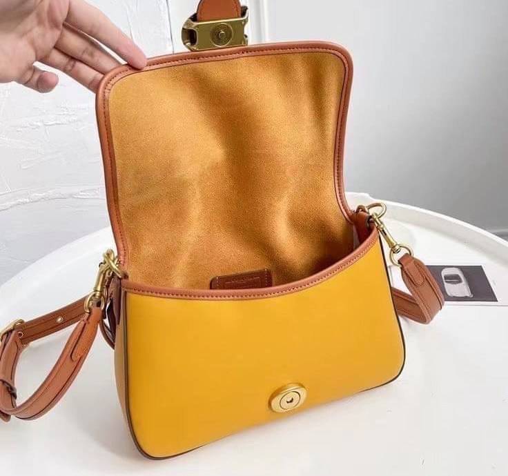 Coach Soft Tabby Shoulder Bag 5 สี กระเป๋าสะพายข้างหนังสวย พร้อมส่งที่ไทยราคาสุดคุ้มห้ามพลาดค่ะ!