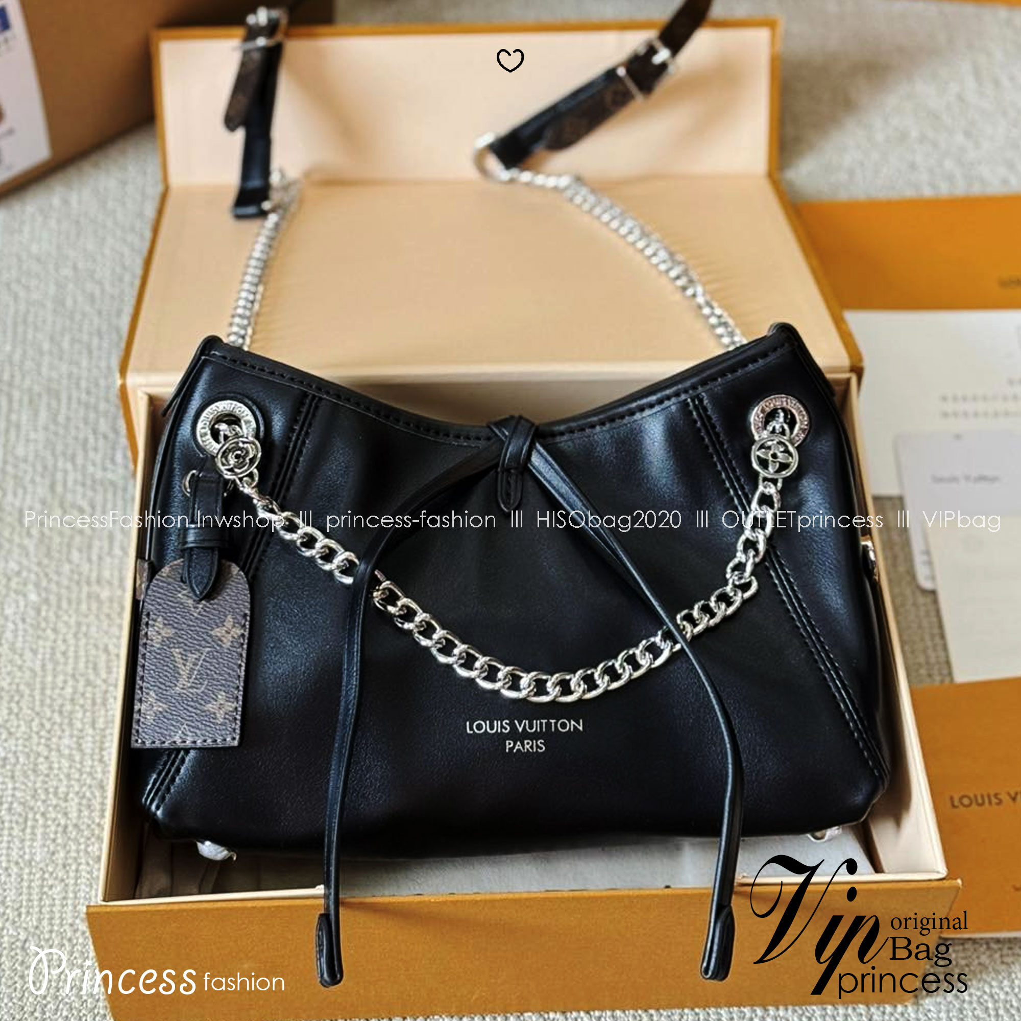 LV CarryAll BB Bag กระเป๋าสะพายสุดไอคอนิกผสานสไตล์ล้ำสมัยเปี่ยมฟังก์ชัน ไซส์ใหม่ล่าสุด กะทัดรัดใช้งานได้คล่องตัวมากขึ้น ดีไซน์สีดำคลาสสิค