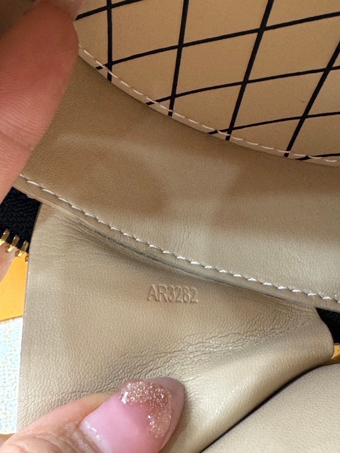 สลับแท้ Top ORI | LV Mini Boite Chapeau / lvpetite กระเป๋าคาดเอว พร้อมสายสะพายข้างได้ หนังแคนวาสแท้ เกรดดีสุด 🤍 เกรดเทพออริจินอล สลับแท้ 1:1 ภาพถ่ายจากงานขายจริง ใช้งานต่างประเทศได้