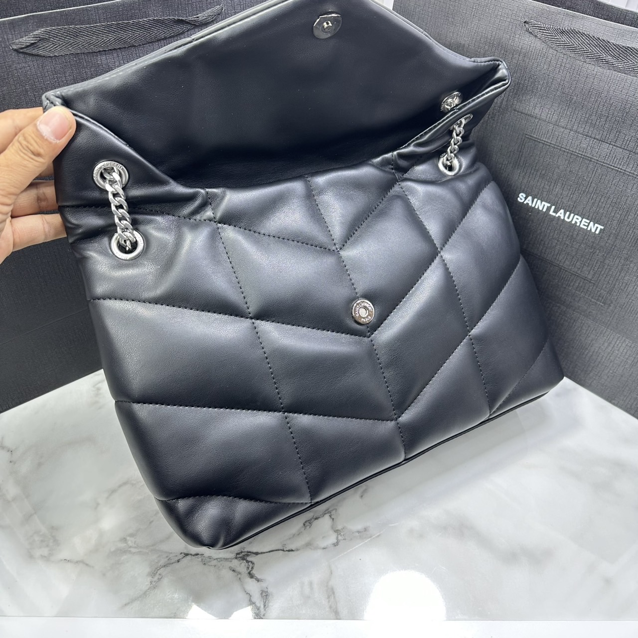 ORI หนังแท้ | 32cm YSL PUFFER Medium in Nappa leather กระเป๋าสะพายรุ่นยอดนิยม ทรงสวย ใช้ได้บ่อยไม่มีเบื่อ วัสดุหนังสัมผัสนิ่มมือ ดีไซน์เรียบหรู ดูแพง สะพายได้หลากหลาย