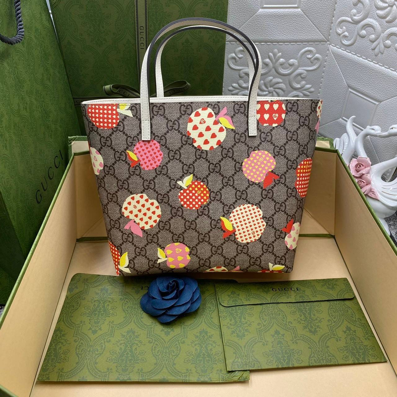 VIP 】Animal-Friendly Gucci Kid Tote Bag งานหนังแท้ทรงตั้งสวย ขนาดกะทัดรัด จุของได้เยอะ ใช้ได้ทั้งเด็กและผู้ใหญ่ น่ารักมากค่ะ **รุ่นขายดีตลอดกาล**