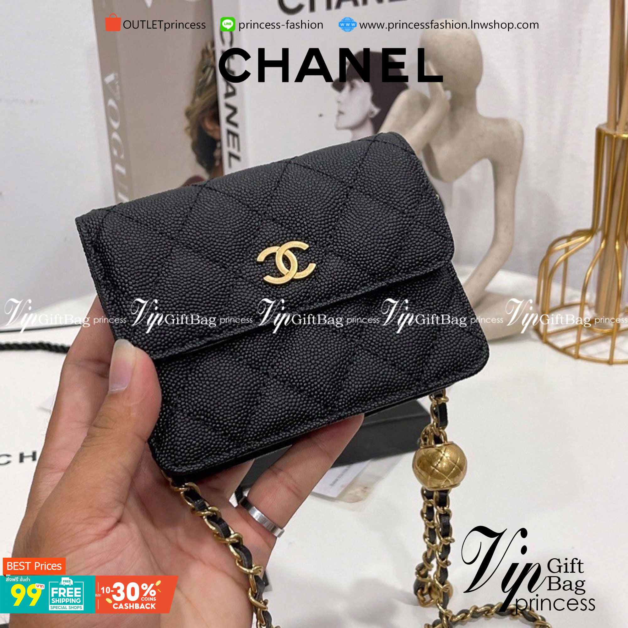 VIP 】CHANEL BLACK CAVIAR WALLET MINI BAG VIP GIFT WITH PURCHAS-GWP รุ่นยอดนิยมไอเท็มฮิตวัสดุหนังคาเวียร์สวยคลาสสิคเปิดปิดด้วยฝาปิดกระดุมด้านหน้ามีโลโก้แบรนด์อะไหล่ทองสวยหรูดูดีมาพร้อมสายโซ่ทองร้อยหนังจะสะพายไหล่ หรือ Crossbody ก็ดูดี ภายในมีโลโก้และช่องแบ