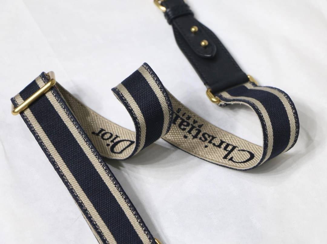 DIOR shoulder strap สายสะพายยาว พร้อมส่ง เกรดใช้งานสลับของแท้ เกรดออริจินอล ภาพสินค้าถ่ายจากงานขายจริง ใช้งานต่างประเทศได้