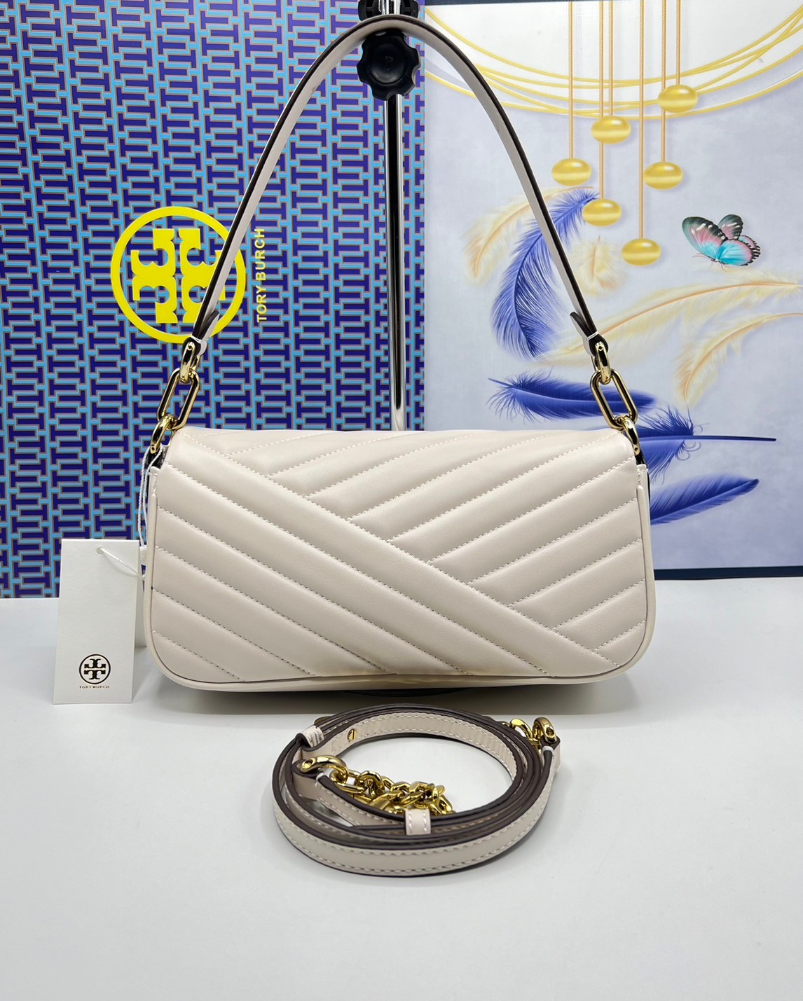 Tory Burch Kira Chevron Flap Small Shoulder Bag กระเป๋าสะพายดีไซน์รูปทรงคลาสสิค ดูผู้ดีหรูหรา เกรดออริ สลับแท้ 1:1 ใช้งานต่างประเทศได้
