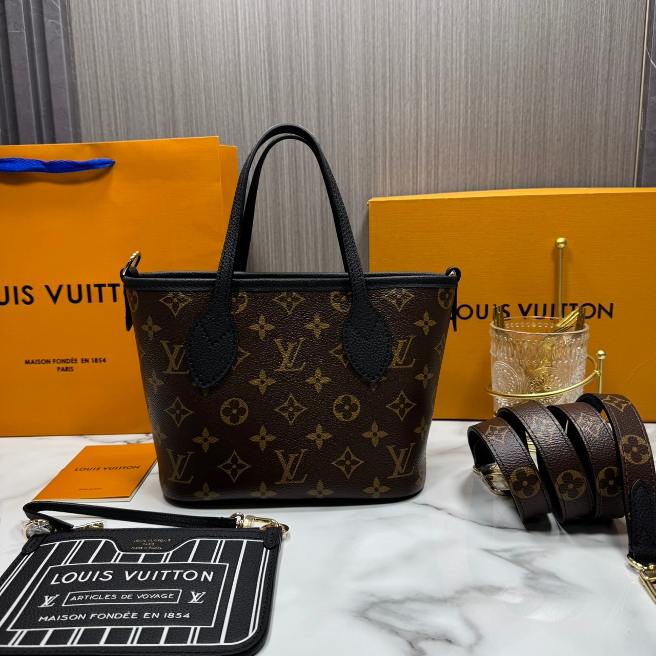 เกรดเทพ Top ORI | LV Neverfull Bandoulière Inside Out BB Bag กระเป๋าทรงโท้ทไซส์เล็ก พร้อมใบลูก กลับใช้งานได้ 2 ด้าน เกรดดีสุด หนังแท้ แคนวาสแท้