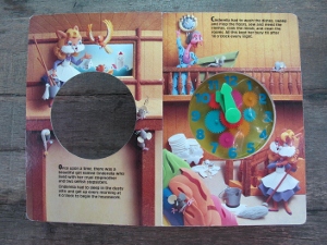 My Cinderella Clock Book หนังสือเสริมพัฒนาการเด็กมือสอง