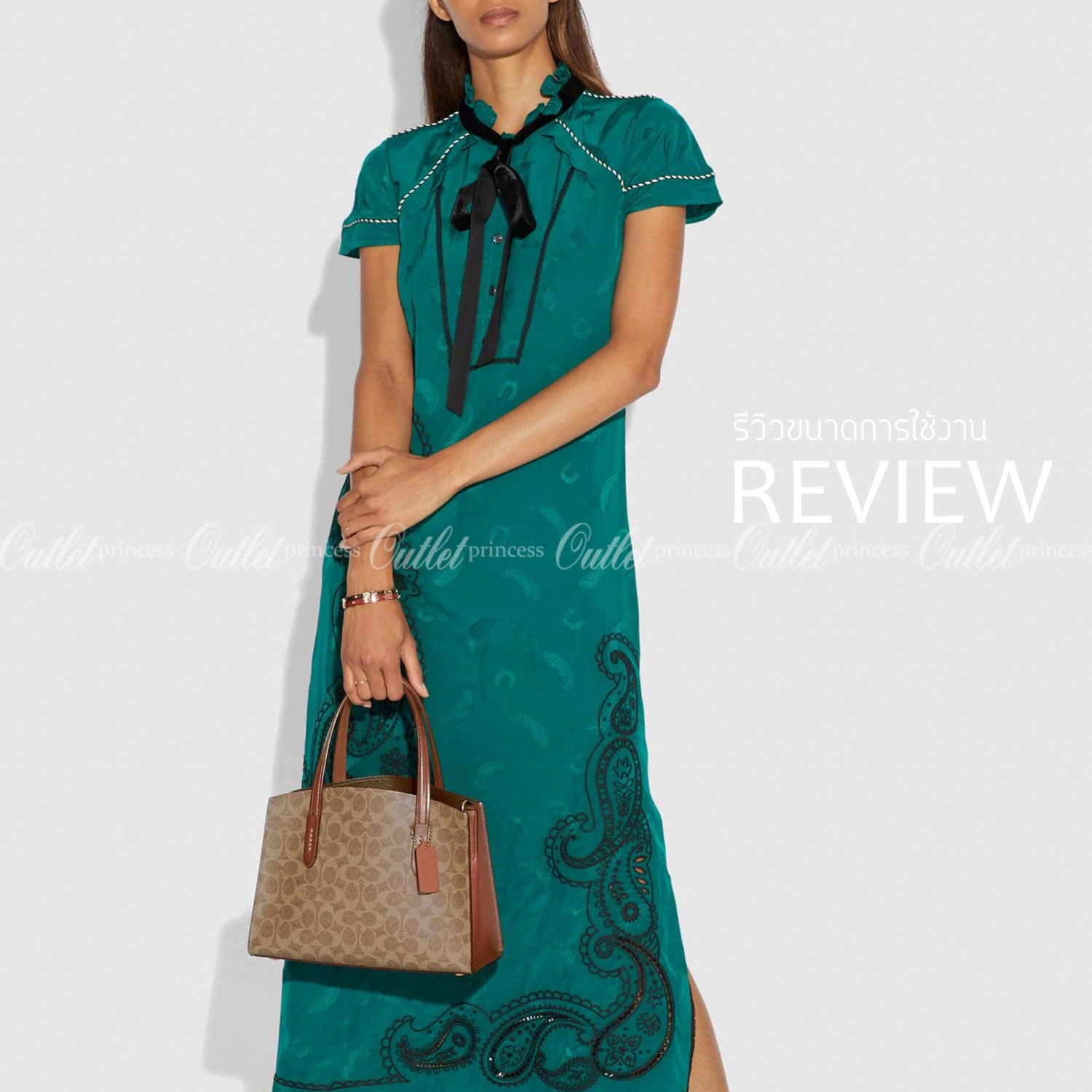 COACH Signature Charlie Medium Satchel พร้อมส่ง 2 สี