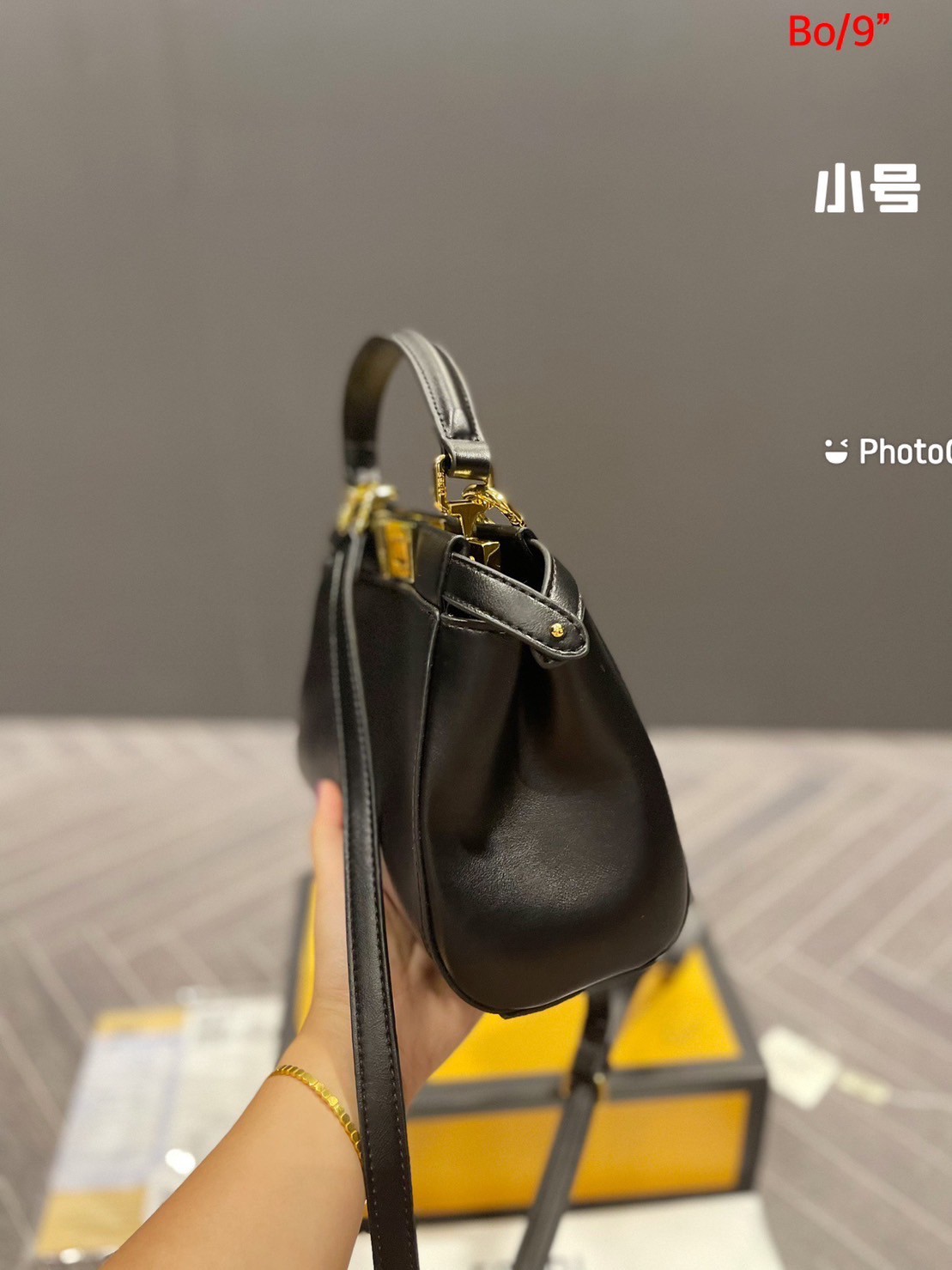 Fendi peekaboo Monster handle bag 9" กระเป๋ายอดนิยมของแบรนด์ ดีไซน์สวยเรียบหรูแฝงด้วยความเก๋ มาพร้อมสายยาว