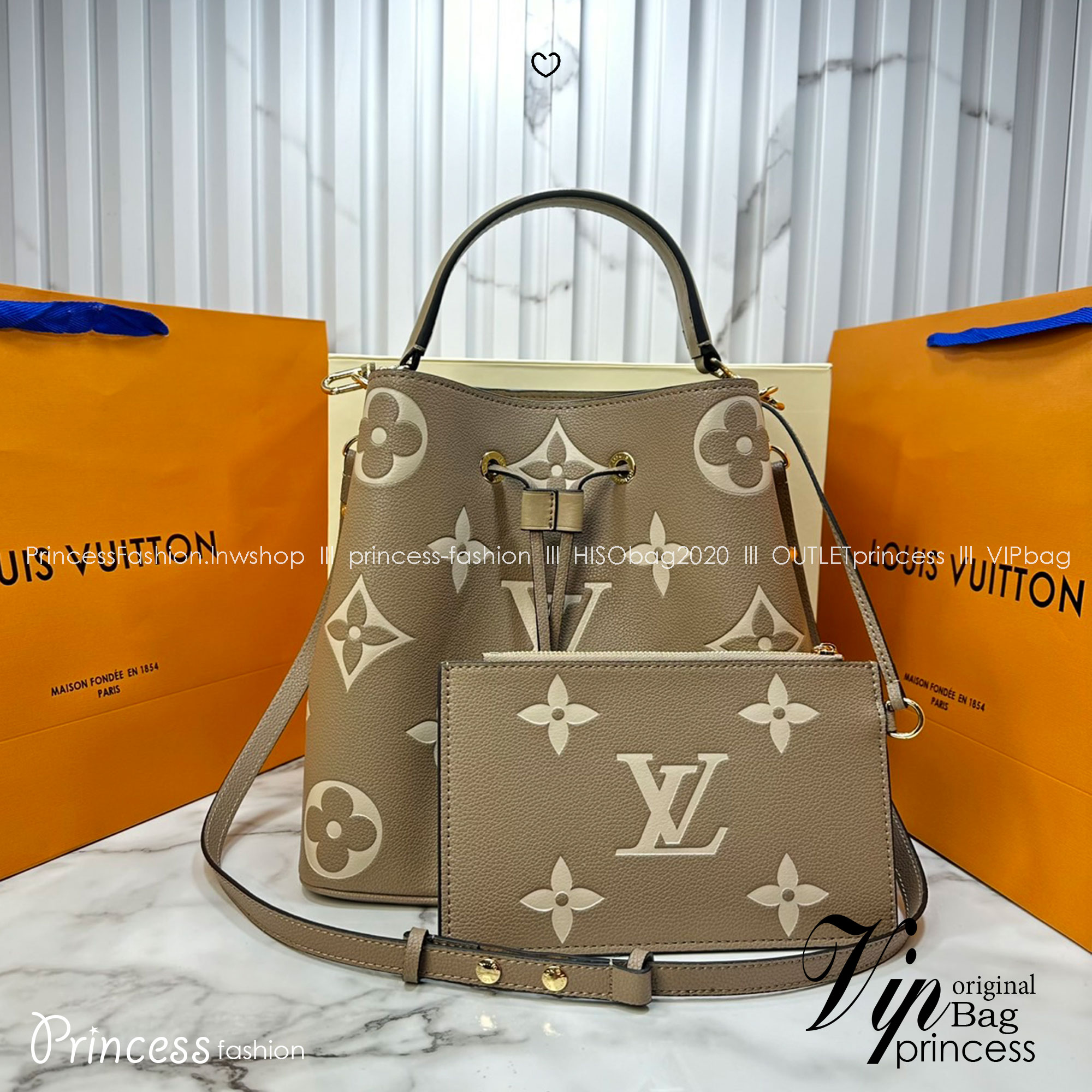 ORI หนังแท้ | LV NeoNoe MM Bucket bag Monogram Flower กระเป๋าสะพายทรงบัคเก็ต เอกลักษณ์ LV และลาย Monogram Flower อันโดดเด่นเพิ่มสไตล์ มีเสน่ห์ชวนหลงใหล