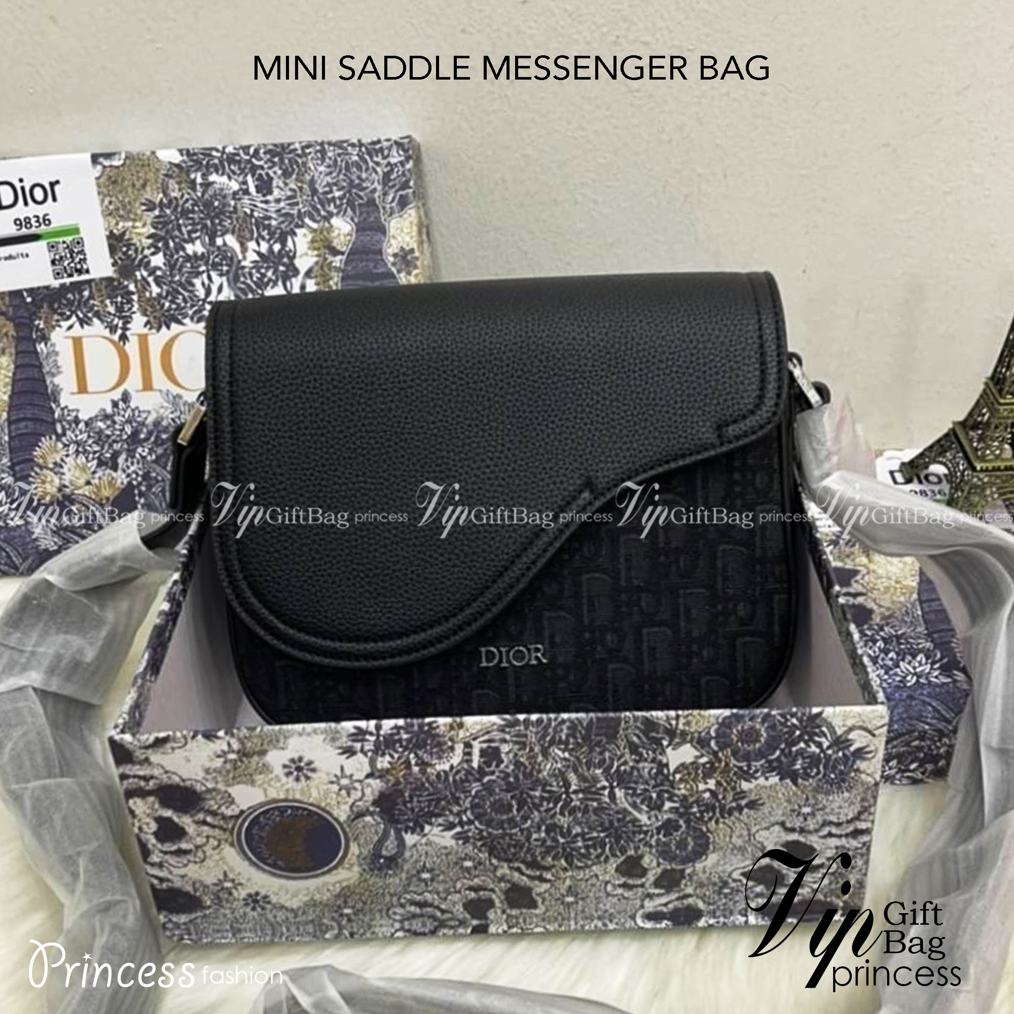 DIOR MINI SADDLE MESSENGER BAG รุ่นที่หนุ่มๆตามหา รุ่นหายาก!! ล็อทนี้ราคาดีมากค่ะ กระเป๋าสะพายลุคผู้ดี สีสวยคมคลาสสิก ดีไซน์เรียบหรู แนะนำใบนี้เป็น everyday bag รับรองตอบโจทย์ทุกลุค ทุกสไตล์แน่นอนจ้า