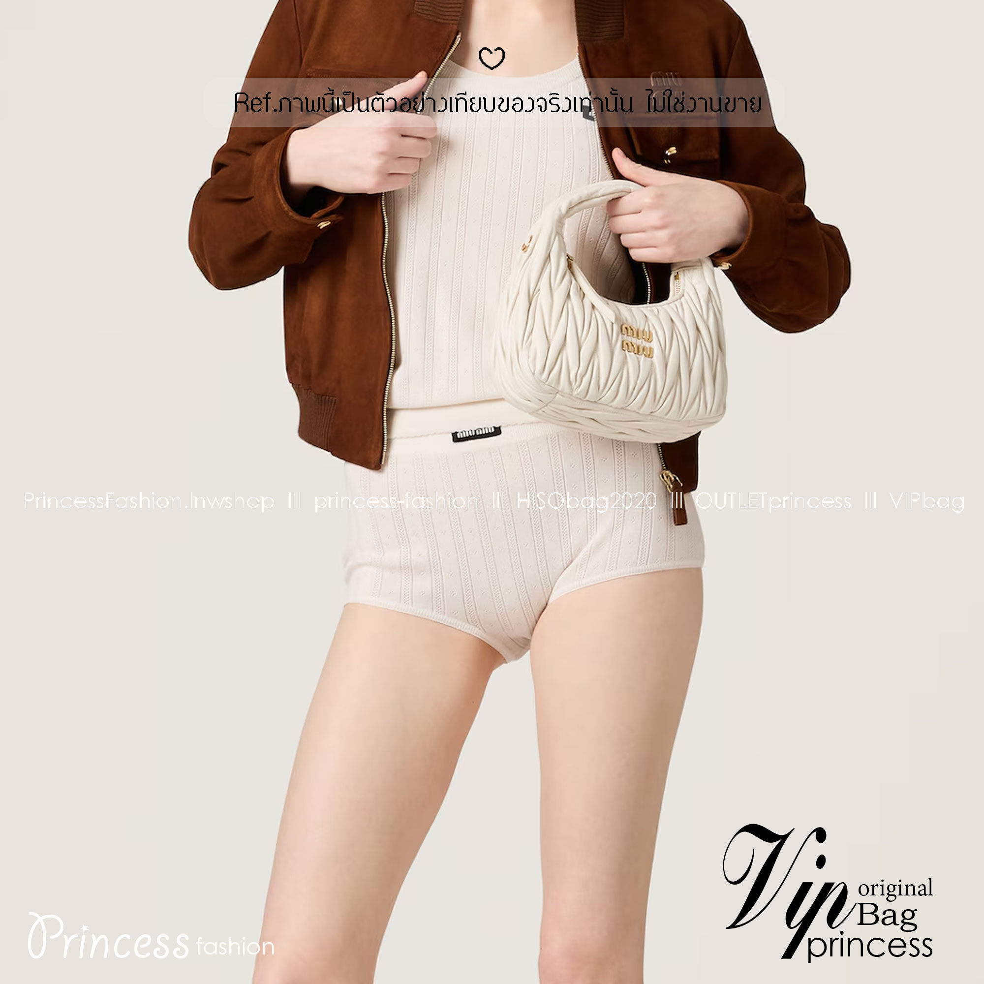 ORI หนังแท้ | MIU MIU Wander matelassé nappa leather hobo bag Small 22cm กระเป๋าสะพายทรงโฮโบ คิ้วท์สุดปัง ลุคลูกคุณหรูหราด้วยดีไซน์จับจีบนูนลวดลายเป็นเอกลักษณ์ หูจับในตัว ถือแบบเลิศๆ หรือจะใส่สายสะพายข้างก็ได้อีกลุค