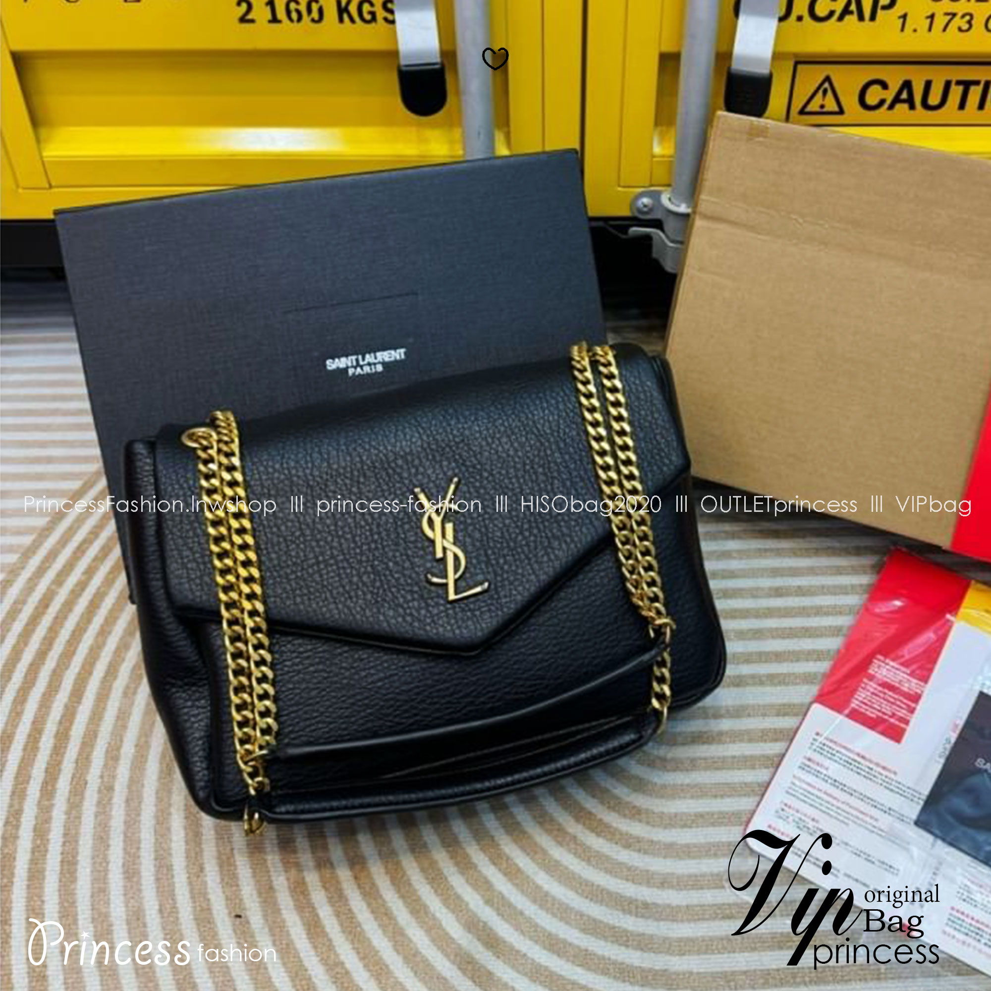 YSL CALYPSO in grained leather bag กระเป๋าสะพายคอลใหม่ งานหนังเกรนเต็มใบ ดีไซน์เรียบหรู แต่งโลโก้สีทองสวยโดดเด่น