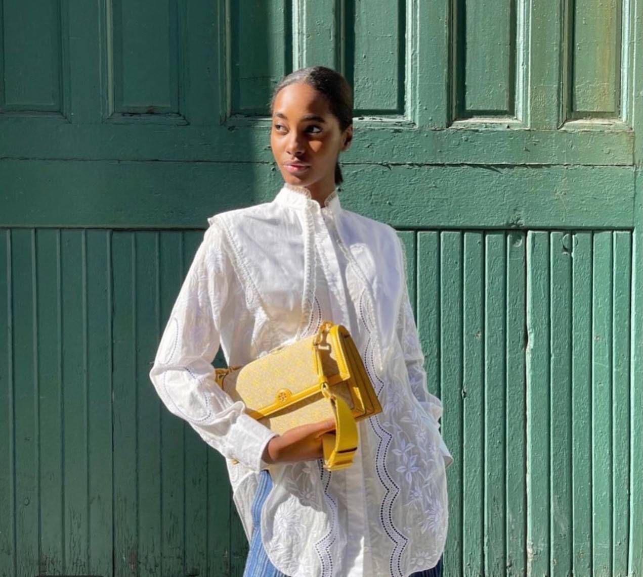 ของแท้ 💯% 】Tory burch t monogram jacquard shoulder bag คอลเลคชั่น T Monogram สำหรับคอลเลคชั่นฤดูใบไม้ผลิ 2021 เราสร้างสรรค์ลายโมโนแกรมที่ได้รับแรงบันดาลใจมาจากลวดลายการถักทอผ้าห่มของชาว Pennsylvania Dutch แบบดั้งเดิม