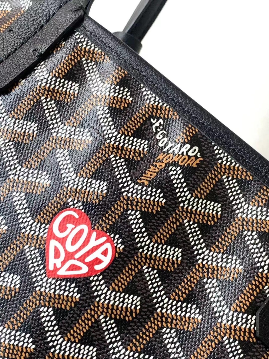 GOYARD Anjou Mini Bag Little Heart Shape กระเป๋าทรงโท้ทมินิ หนังแท้สวยเป๊ะ เกรดท็อปออริ สลับแท้ 1:1 เกรดดีสุด ใช้ต่างประเทศได้ ผ่านทุก ตม.