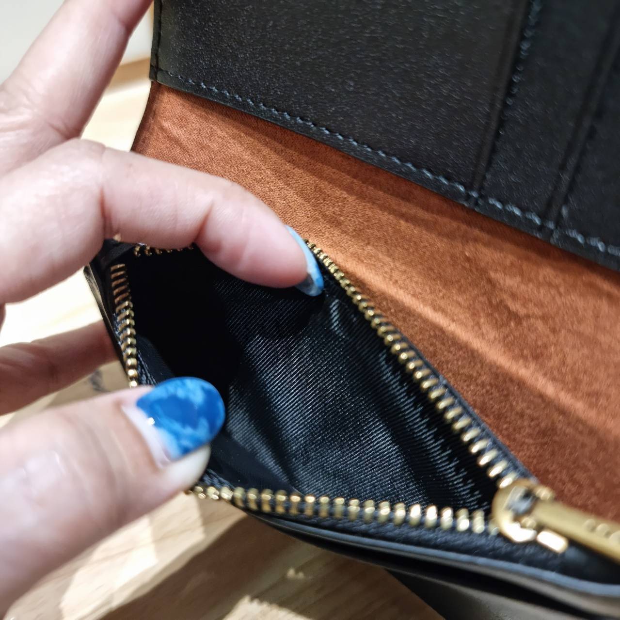 COACH SLIM CARD CASE IN SIGNATURE CANVAS C4818 / C5870 / C4818 กระเป๋าถนอมบัตรกึ่งกระเป๋าสตางค์ เกรดท็อปออริ เกรดดีสุด สลับแท้ 1:1 ใช้ต่างประเทศได้