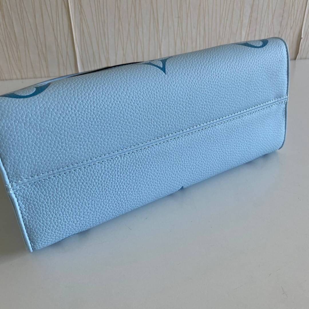 พรีเมี่ยมกิ๊ฟแท้ 100% 】พร้อมส่งที่ไทย!! ที่นี่ที่เดียว Louis Vuitton Shopping Bag Pastel Collection งานหนังแท้ทั้งใบ สีพาสเทลสวยละมุนมากค่ะ มีจำนวนจำกัดนะคะ