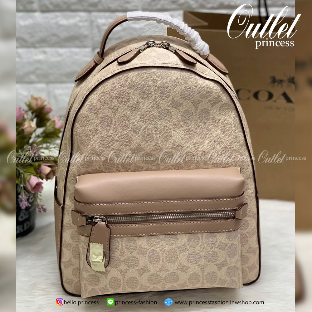 COACH LARGE SIGNATURE CAMPUS BACKPACK (32754) กระเป๋าสะพายหลังแบบมีหูหิ้ว หนังแท้อย่างดี หนังสมูทมากๆค่ะ พร้อมสีสุดคลาสสิค! ด้านหน้ามีช่องซิปขนาดกลางให้หนึ่งช่อง เปิดปิดช่องหลักแบบซิปคู่ ภายในกว้างมากๆค่ะ ใส่ได้เยอะทีเดียว มีช่องซิปและช่องเล็กใส่ของจุกจิก