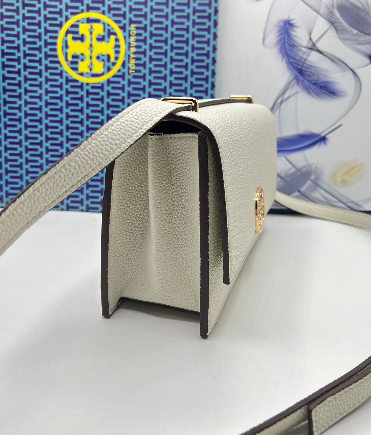 TORY BURCH MILLER LEATHER SHOULDER BAG กระเป๋าสะพายสวยหรู ผู้ดีทุกสี สายถอดได้ ถือเป็นคลัชได้ เกรดออริ สลับแท้ 1:1 ใช้งานต่างประเทศได้