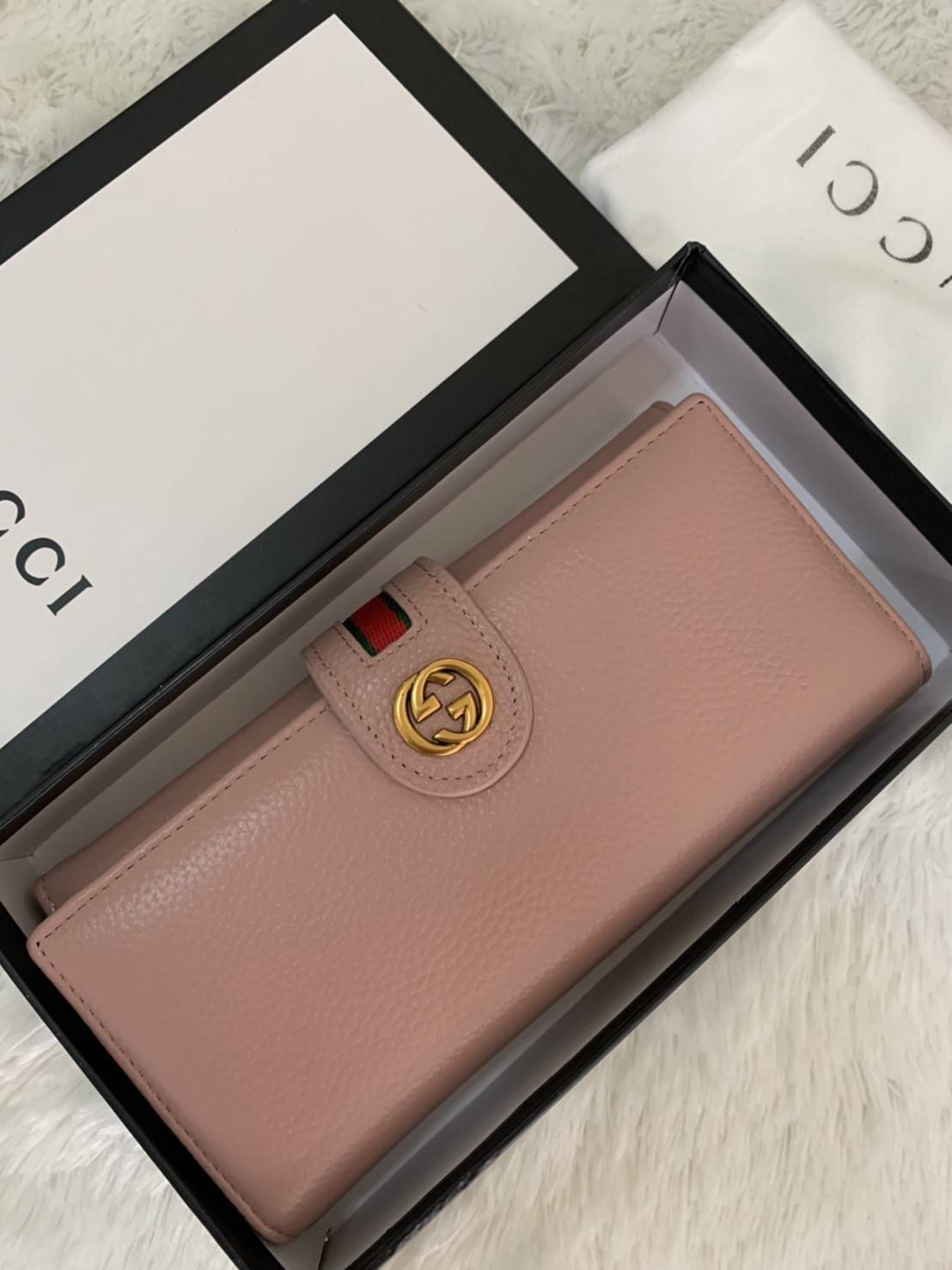 GUCCI Long Wallet / GUCCI MEN Long Wallet กระเป๋าสตางค์ใบยาว รุ่น unisex ใช้ได้ใช้ดีทั้งชายหญิง ดีไซน์ใหม่ สวยหรู วัสดุหนังแกะสังเคราะห์ อะไหล่ทอง