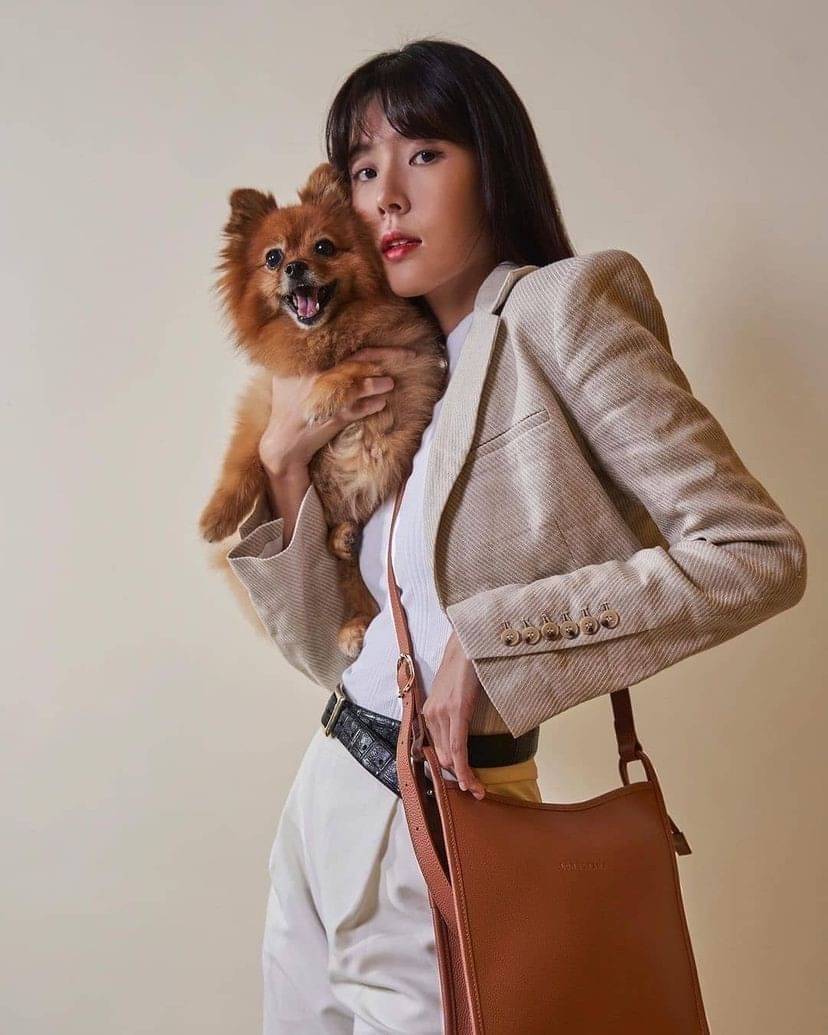 LONGCHAMP LE FOULONNÉ CROSSBODY BAG กระเป๋าสะพายที่เรียบง่ายและดูดี การออกแบบที่คล่องตัวของรุ่นนี้เหมาะอย่างยิ่ง