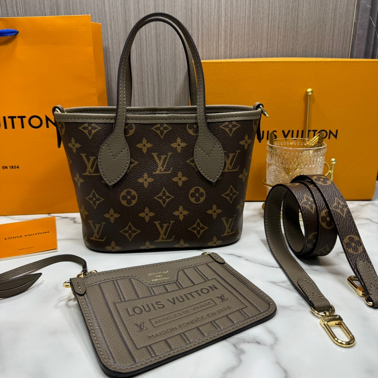 เกรดเทพ Top ORI | LV Neverfull Bandoulière Inside Out BB Bag กระเป๋าทรงโท้ทไซส์เล็ก พร้อมใบลูก กลับใช้งานได้ 2 ด้าน เกรดดีสุด หนังแท้ แคนวาสแท้