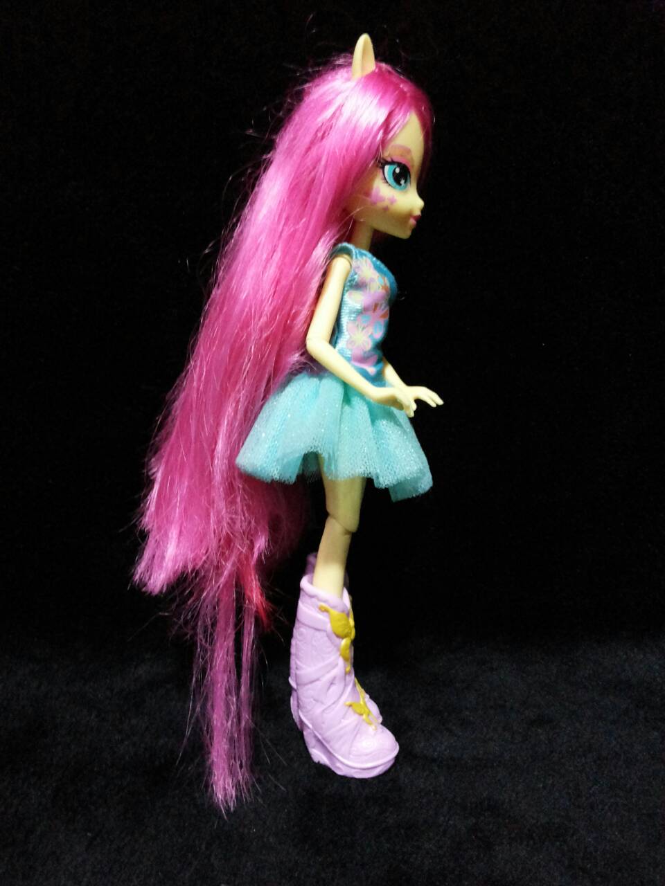 My little pony equestria girl_Fluttershy ตุ๊กตามายลิตเติ้ลโพนี่แท้มือสองสภาพดีมีข้อต่อ