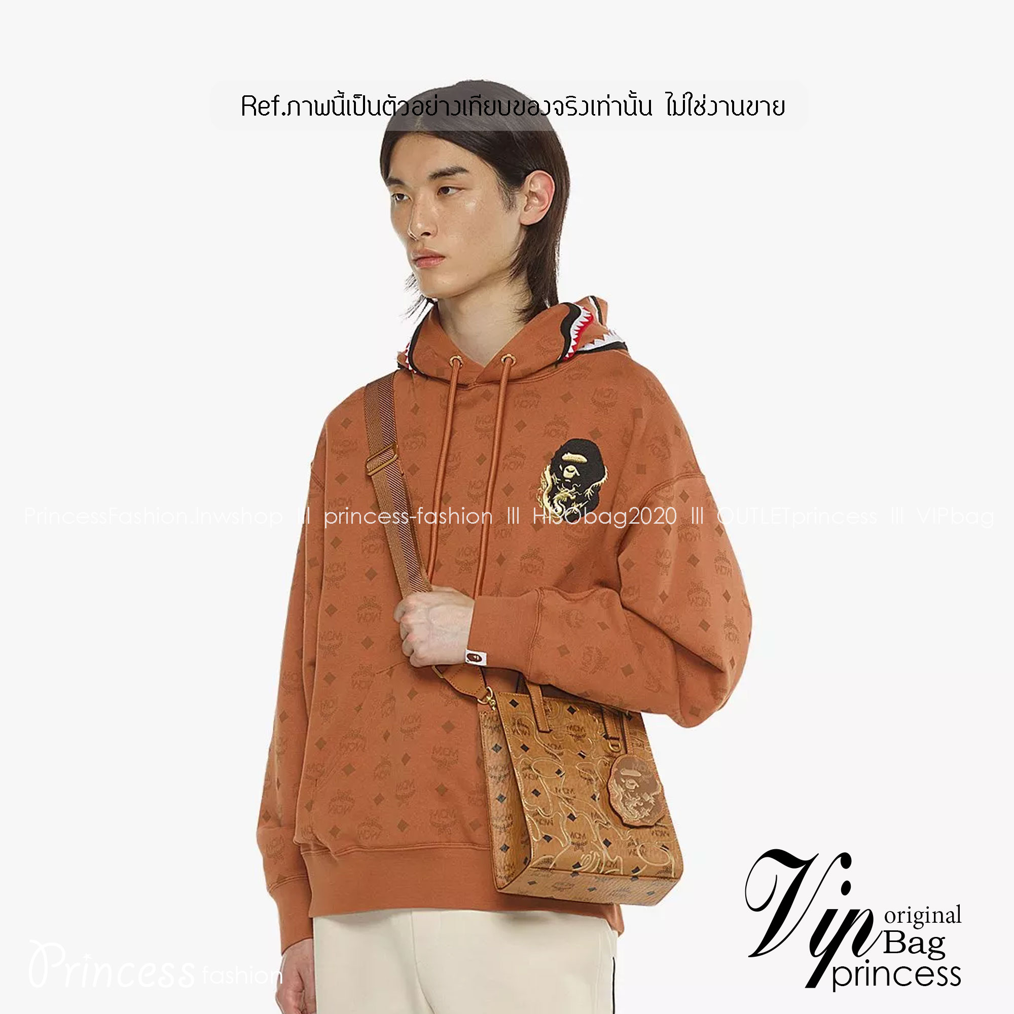 M.C.M X BAPE AREN TOTE IN VISETOS กระเป๋าทรงโท้ท รุ่นใหม่ BAPE® CAMO สวยเท่ เกรดไฮเอน 1:1 ใช้งานต่างประเทศได้