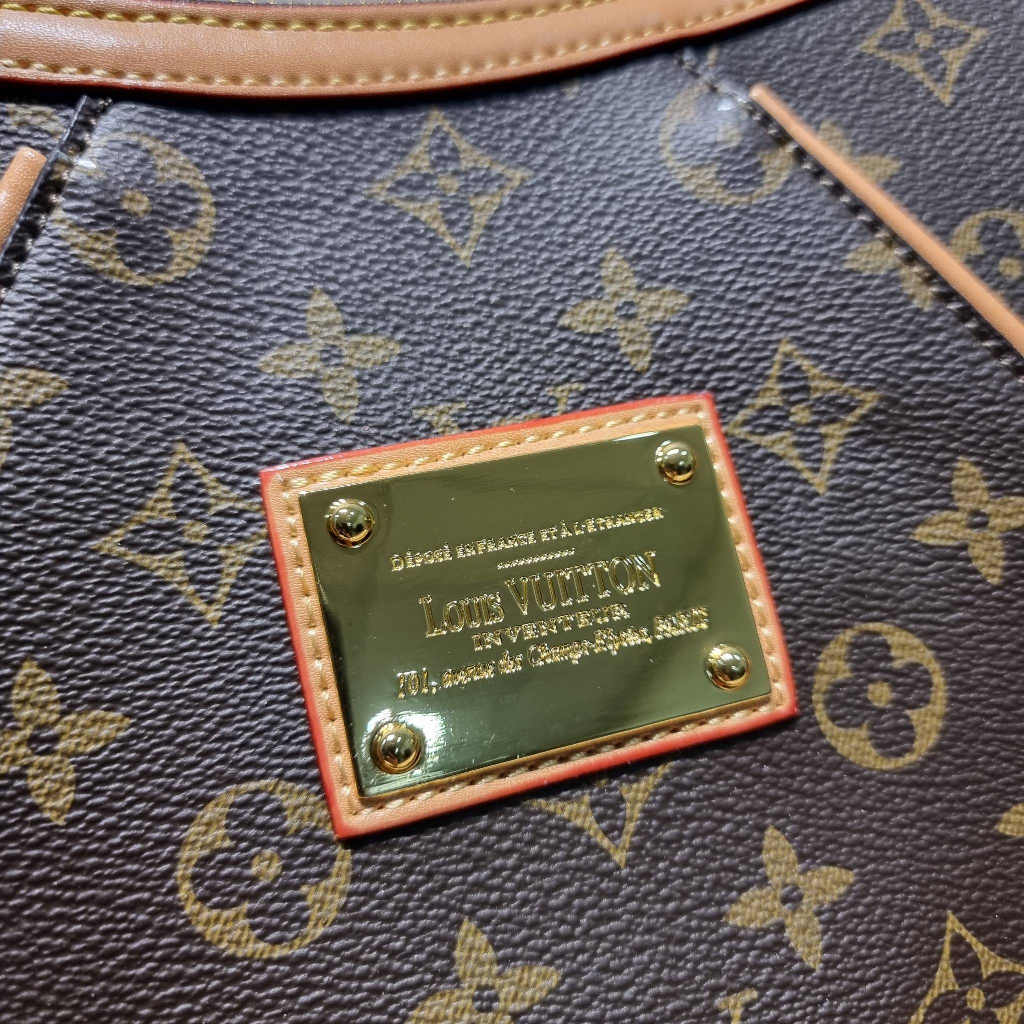 LV THAMES PM MONOGRAM BAG กระเป๋าสะพายไหล่รุ่นยอดฮิตทรงพอช ใบใหญ่กำลังดี สวยดีไซน์คลาสสิควินเทจ สายสะพายในตัวใช้งานได้คล่องตัว