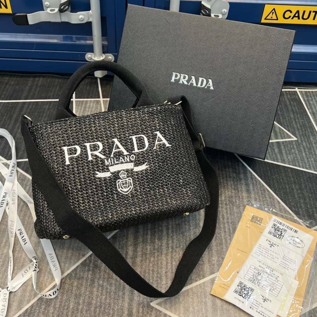 VIP 🥂 PRADA shopping summer bags / Prada Tote Bag 12" กระเป๋าสานสีโทนน่ารัก จุของได้เยอะ ภาพสินค้าถ่ายจากงานขายจริง พร้อมส่ง