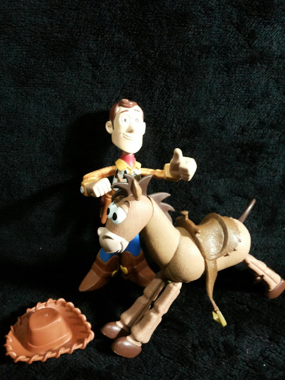 Toy Story - Talking Woody & Bull's eyes figure มือสองสภาพดีมากค่ะ