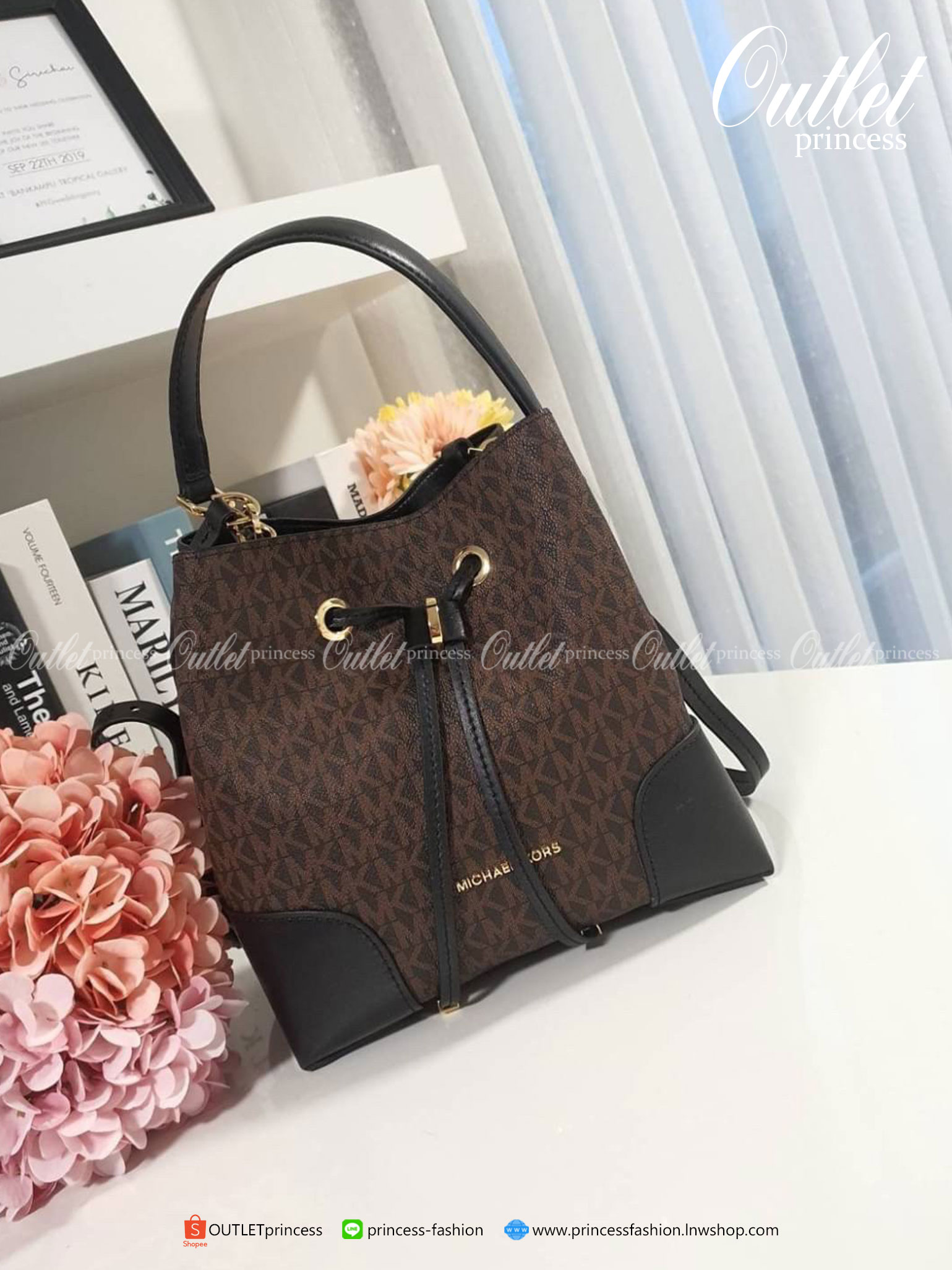 ของแท้ 100% MICHAEL KORS GENIE LEATHER BUCKET BAG