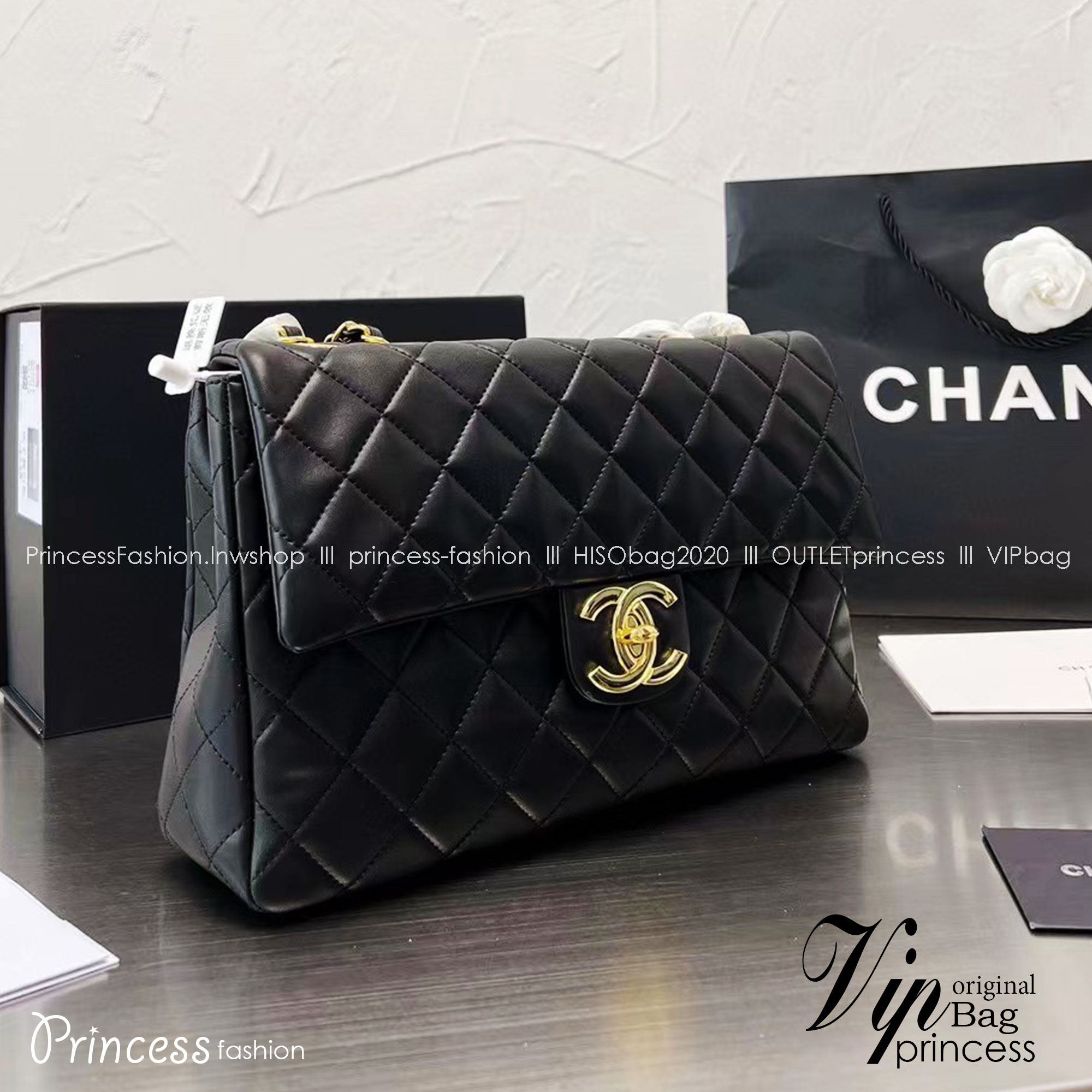 Chanel classic flap bag with chain / CHANEL BAG พร้อมส่ง กระเป๋าสะพายสุดหรู สวยดูแพง รูปทรงคลาสสิค สายสะพายโซ่ในตัว **รอบนี้จัดราคาพิเศษสุดคุ้ม งานสวยเกินราคาค่ะ