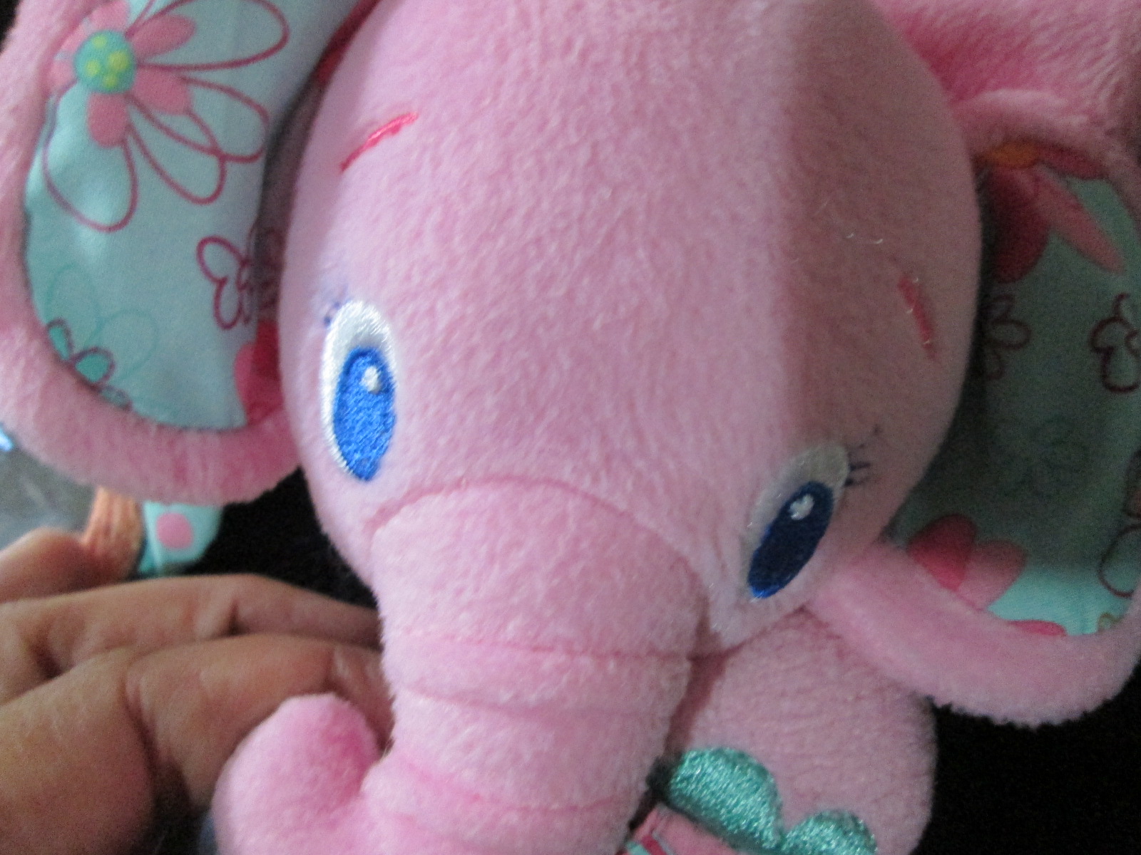 Bright Starts Cuddly Carrier Pal Toy, Pretty in Pink ของเล่นผ้าเสริมพัฒนาการมือสอง