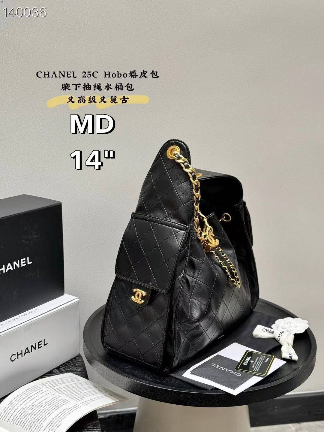 CHANEL 25 Medium Handbag กระเป๋าสะพายทรงโฮโบใบใหญ่ คอลใหม่ล่าสุด ต้อนรับฤดูกาล SPRING-SUMMER 2025 รูปทรงใช้งานได้จริง จุของได้ ถือเก๋ๆ เอวี่เดย์ลุค บอกเลยว่าดีไซน์เก๋มาก