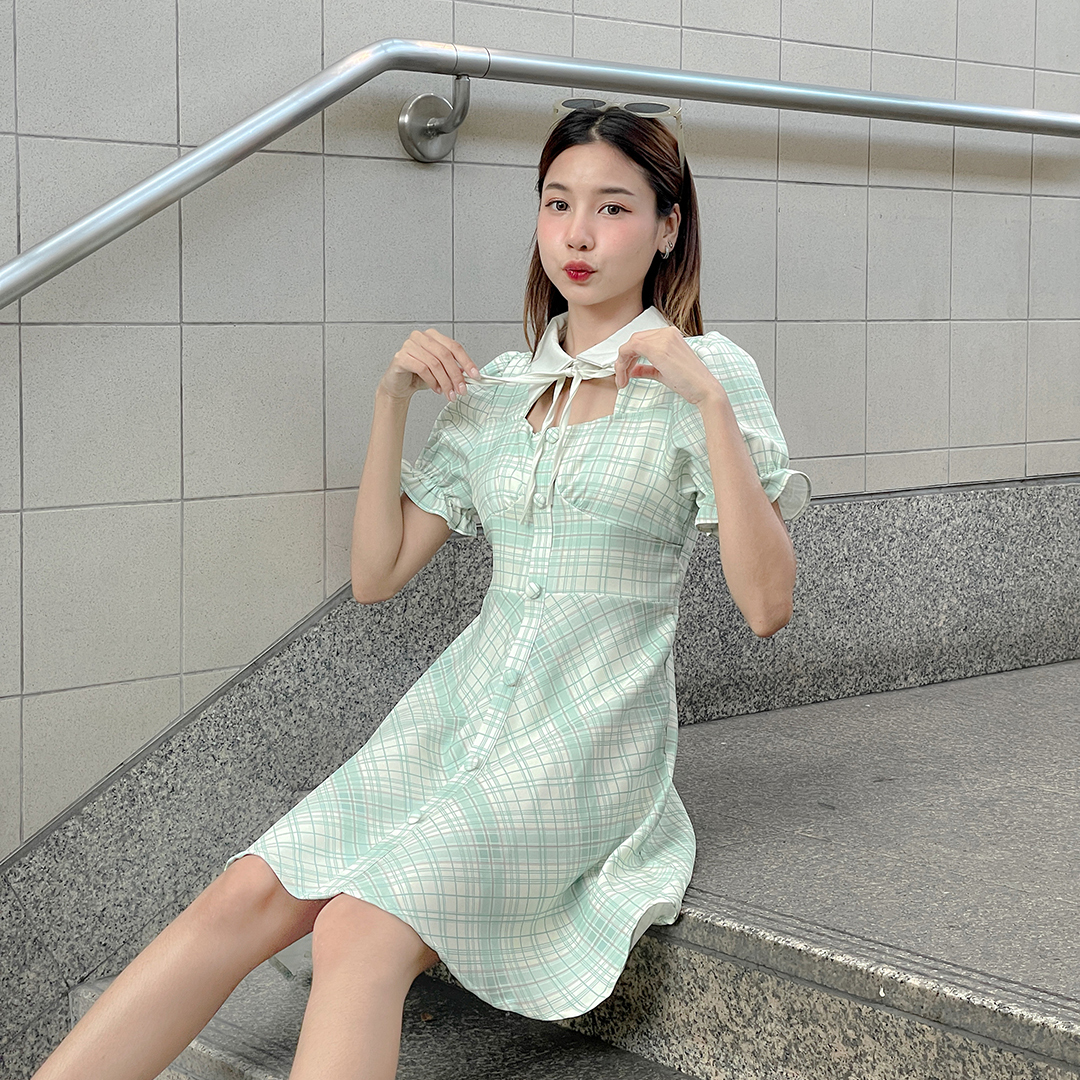 พร้อมส่ง 🦖🍃🥦 Jupiter dress เดรสแขนสั้นผ้าลายสก็อตสีเขียวนมน่ารักมาก (IN38163)