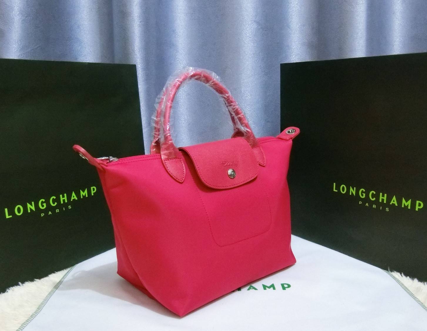 กระเป๋า Longchamp Le Pliage Neo Size S สินค้าใหม่ ของแท้เท่านั้น!!เป็นล็อตผลิตเกินออเดอร์จากโรงงาน มาพร้อมการ์ด/ถุงผ้าแบรนด์/ถุงกระดาษแบรนด์