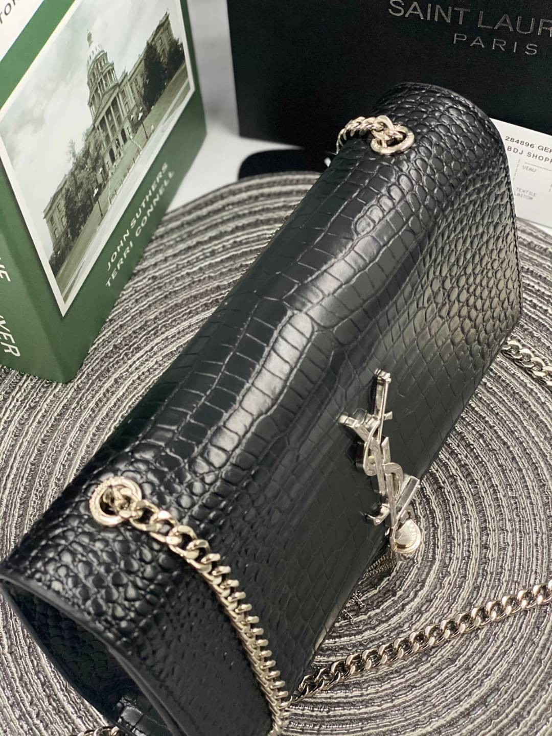 VIP 】หนังแท้ YSL Saint Laurent Kate Tassel Bag in Black Crocodile-Embossed Leather with Chain