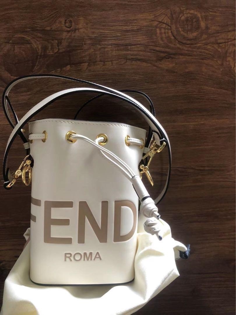 FENDI Mon Tresor Mini Leather Bucket Bag / FENDI Bucket Bag พร้อมส่ง กระเป๋าถือหรือสะพายข้างทรงบัคเก็ต ทรงขนมจีบ ลายแบรนด์ อะไหล่ทองหรูหรา