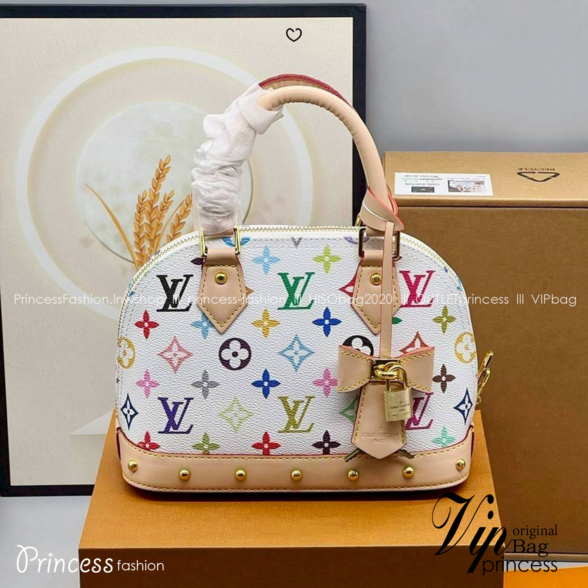 LV x TM Alma BB Multicolor Bag กระเป๋าทรงโดมสุดฮิต ดีไซน์ใหม่ต้อนรับฤดูร้อน โดดเด่นด้วยการตกแต่งลายพิมพ์ โทนสีสดใสสะดุดตา ที่สาวๆตามหา สวยสะพายขับผิว อัพลุคไฮน์ที่สุด