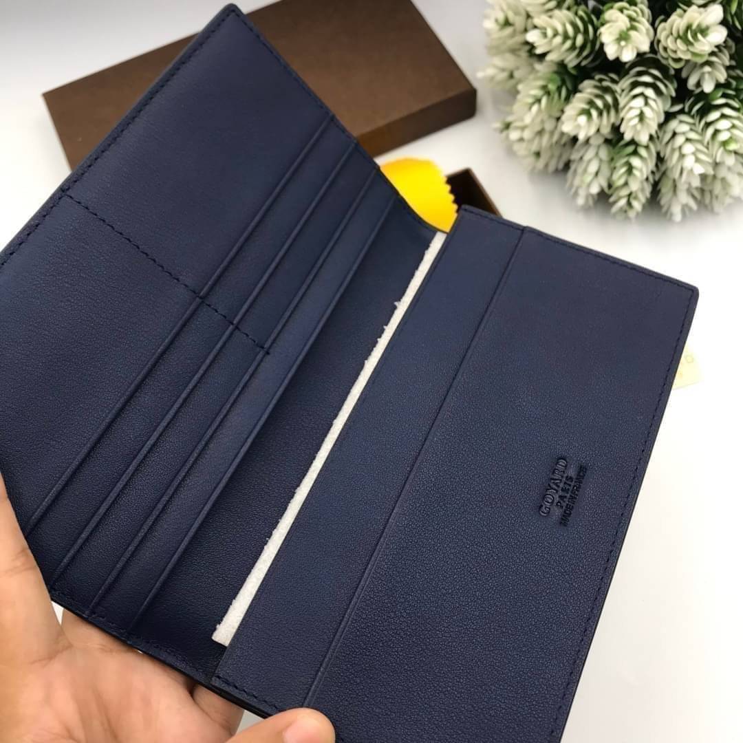 VIP 】หนังแท้ GOYARD LONG WALLET กระเป๋าสตางค์ใบยาว รุ่นตามหา มาเท่าไหร่ไม่เคยพอเลยค่า เป็นรุ่นคลาสสิกที่หยิบมาใช้งานได้บ่อยที่สุด งานหนังแท้ทั้งใบสวยมากนะคะ ใช้ทนทานได้นานเลยค่ะ ภาพสินค้าถ่ายจากงานขายจริง พร้อมส่งที่ไทยราคาสุดคุ้มห้ามพลาดค่ะ!