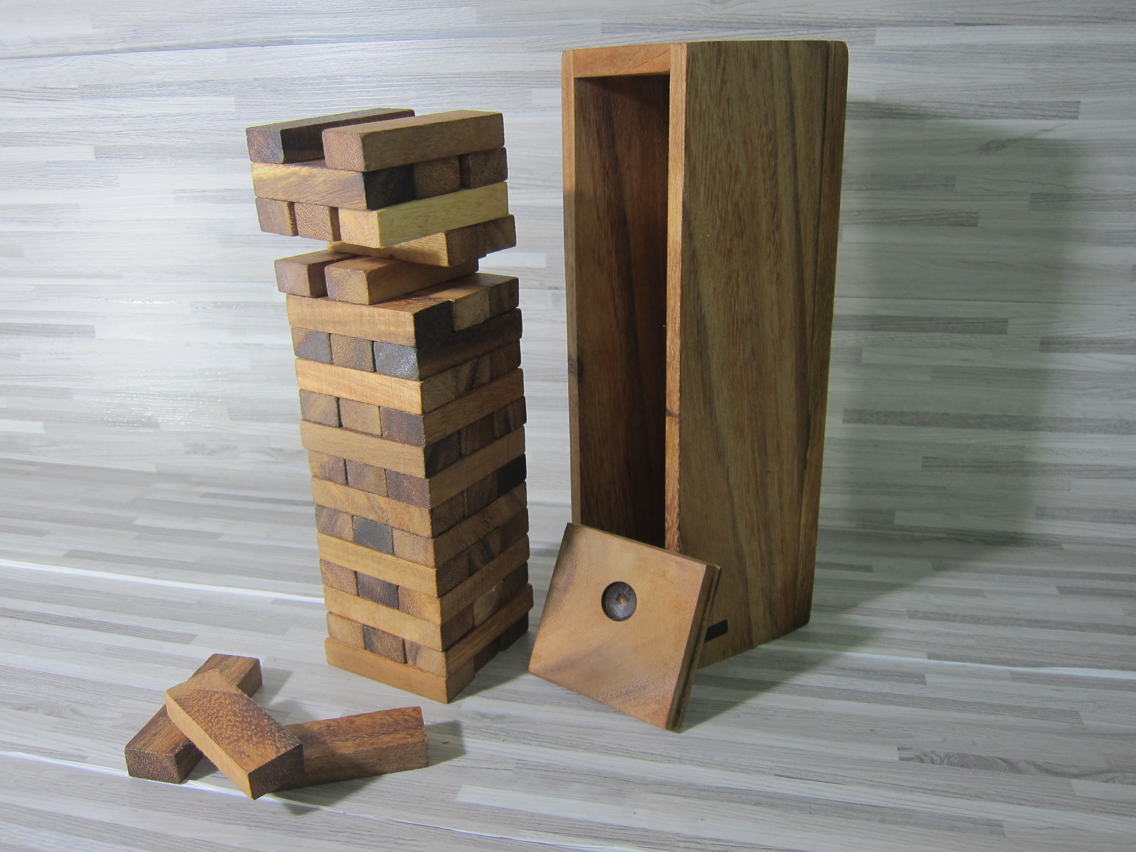 Jenga เจงก้า เกมตึกถล่มแบบไม้ไซส์ใหญ่(Size L)แบบขัดเสี้ยน เกมดึงไม้ คอนโดไม้