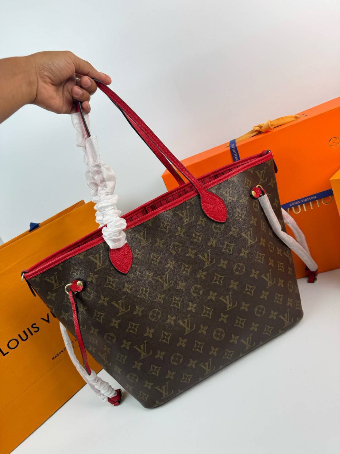 ORI หนังแท้ | LV Inside Out MM Tote Bag กระเป๋าสะพายทรงโท้ท พร้อมใบเล็ก