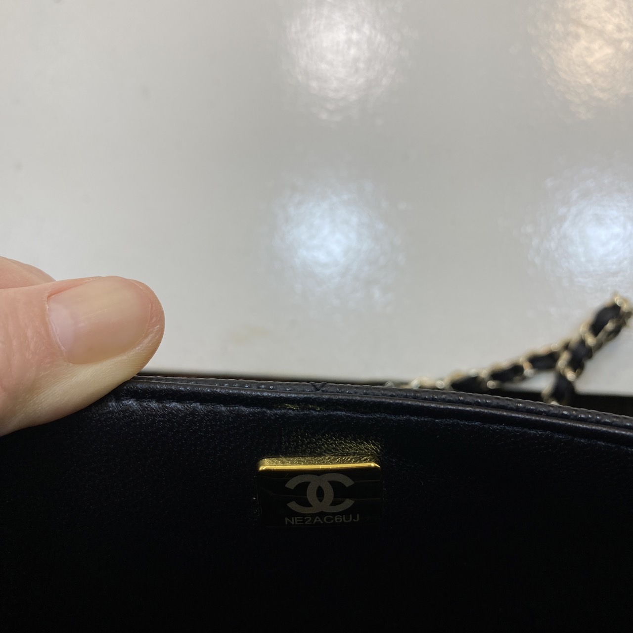 CHANEL 23S Classic Top Handle Flap Bag / Chanel Flap Bag With Top Handle กระเป๋าสะพายคลาสสิก สวยหรูตามเอกลักษณ์แบรนด์